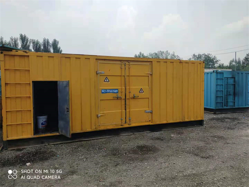 新吴200KW柴油发电机组需要配备什么型号的电缆线？