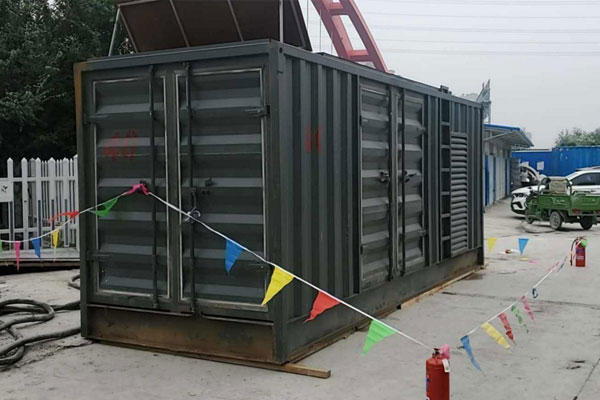 新吴发电机租赁空气滤清器多久更换一次？